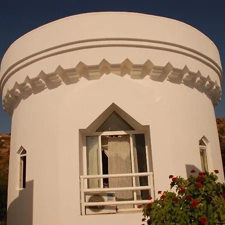 Otel Tenda 3*